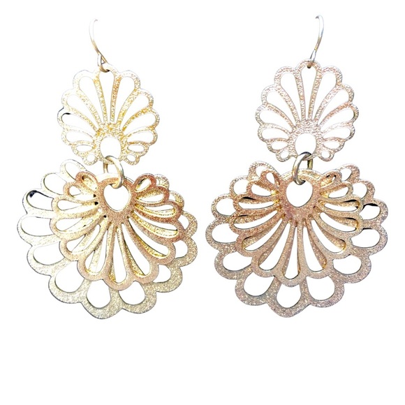 Avon Jewelry - Gold textured 3 flower hanging dangle statement Earrings